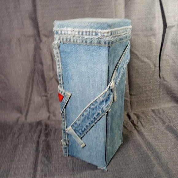 Levi's Jeans Distressed 501 Storage Box With Tassel, Little 'e' Red Tag 13x5x5" - Picture 6 of 12